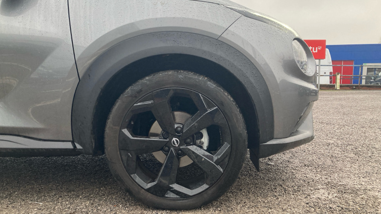 Nissan Juke 1.0 DiG-T Tekna 5dr Petrol Hatchback